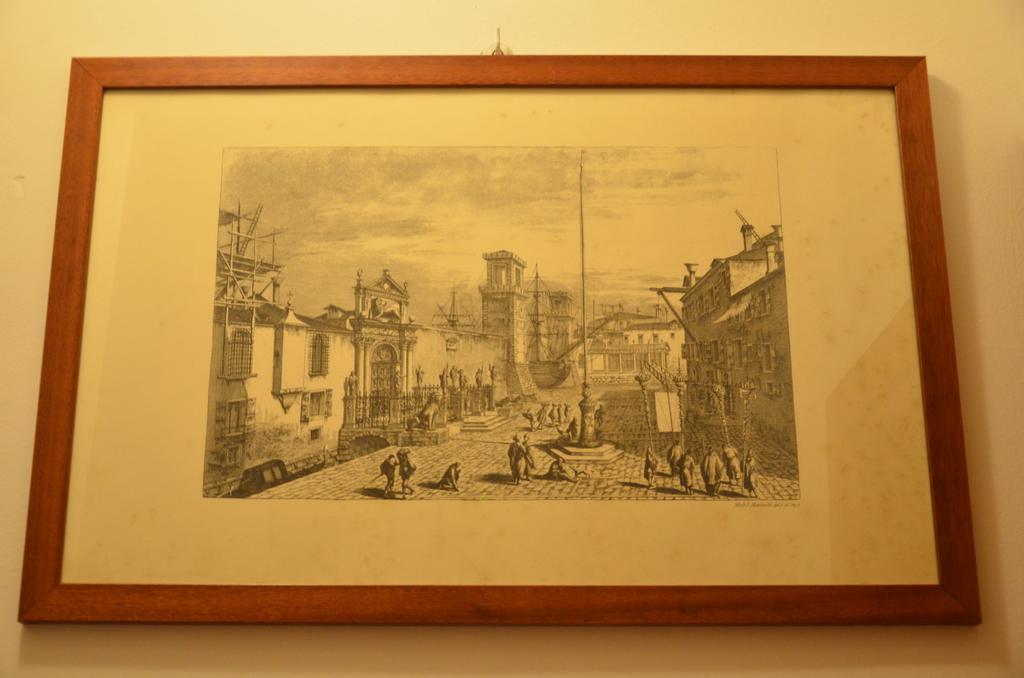 Hotel Iris Venesia Bagian luar foto