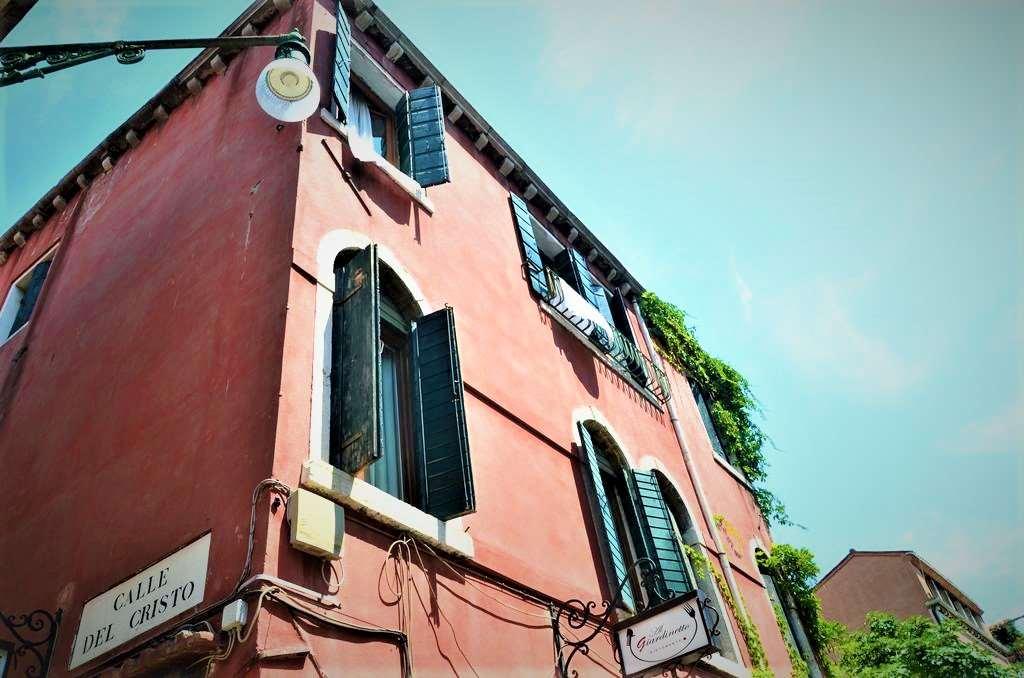 Hotel Iris Venesia Bagian luar foto